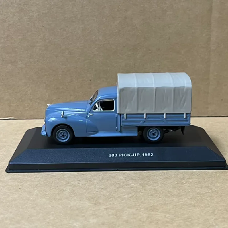 

SOLIDO S 1:43 Scale 203 1952 Alloy Simulation Car Model Static Collection Decorated Holiday Toys Souvenir Gift