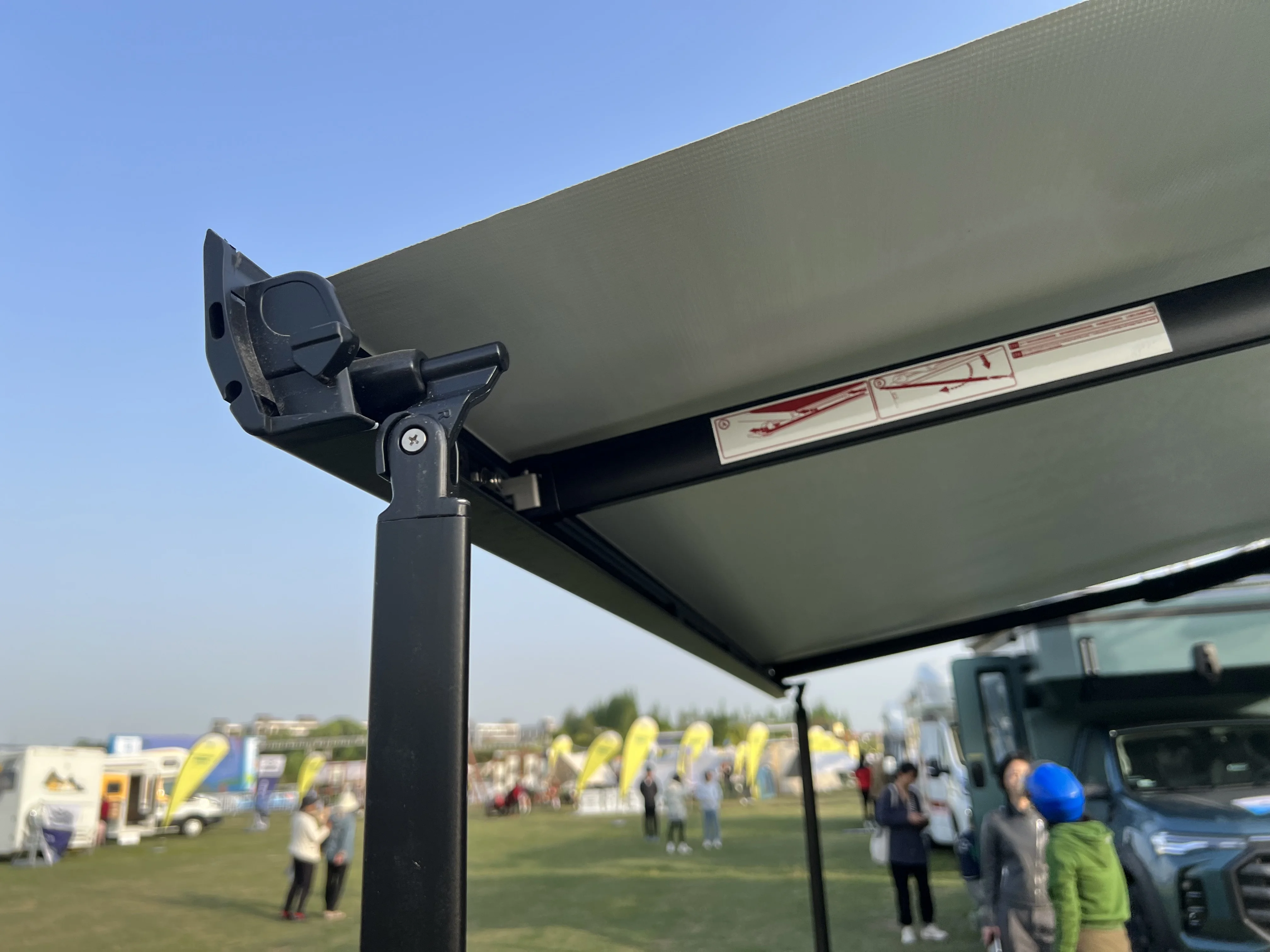 Wareda W5500 Retractable Cassette Motorized Electric RV Sun Shade Camper Trailers Van Awning For Caravan
