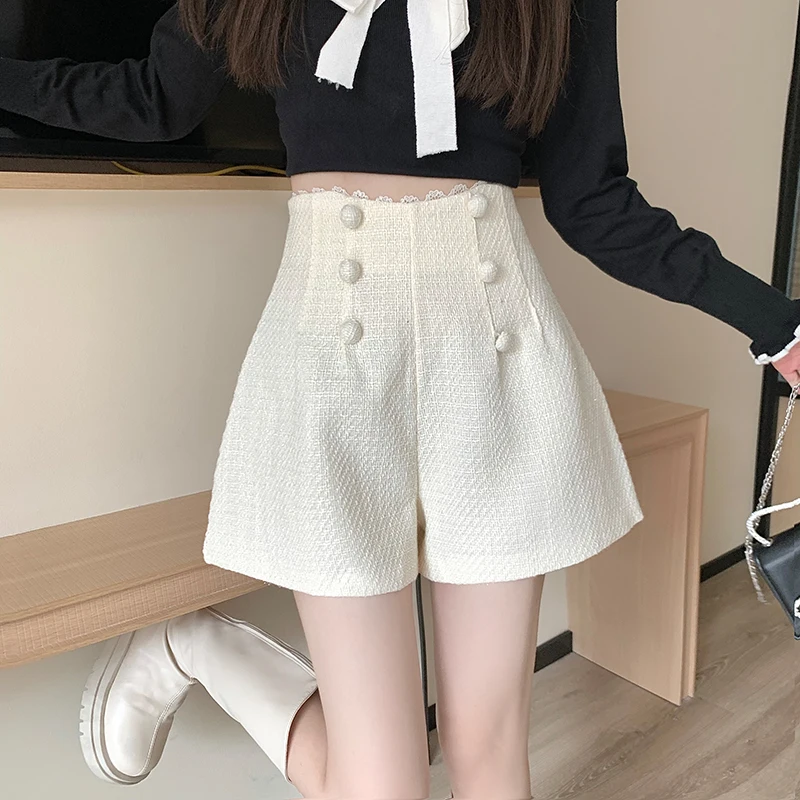 2024 Spring Fall Women High Waisted Wide Leg Beige Black Double Breasted Buttons Shorts ,  Lace Patchwork Shorts for Woman