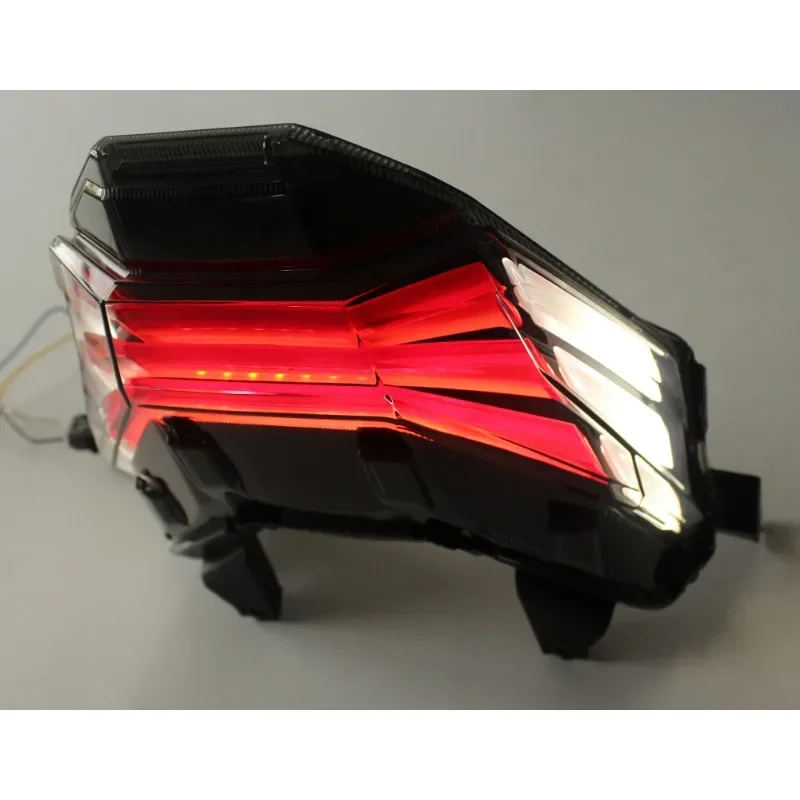 Lampada di arresto a LED modificata per moto Fanale posteriore JPA con illuminazione lampeggiante winker per Honda Vario CLICK 160 2022