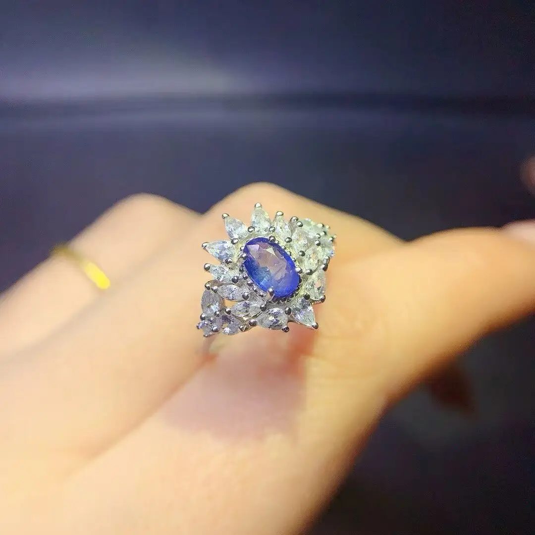 KJJEAXCMY high-end Sapphire Ring, crafted with S925 silver electroplating craftsmanship, featuring natural clear gemstones