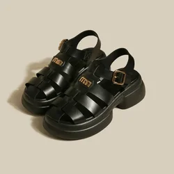 New Summer Fashion Thick-soled Toe-cap Mid-heeled Sandals British Style Casual and Comfortable Women's Shoes