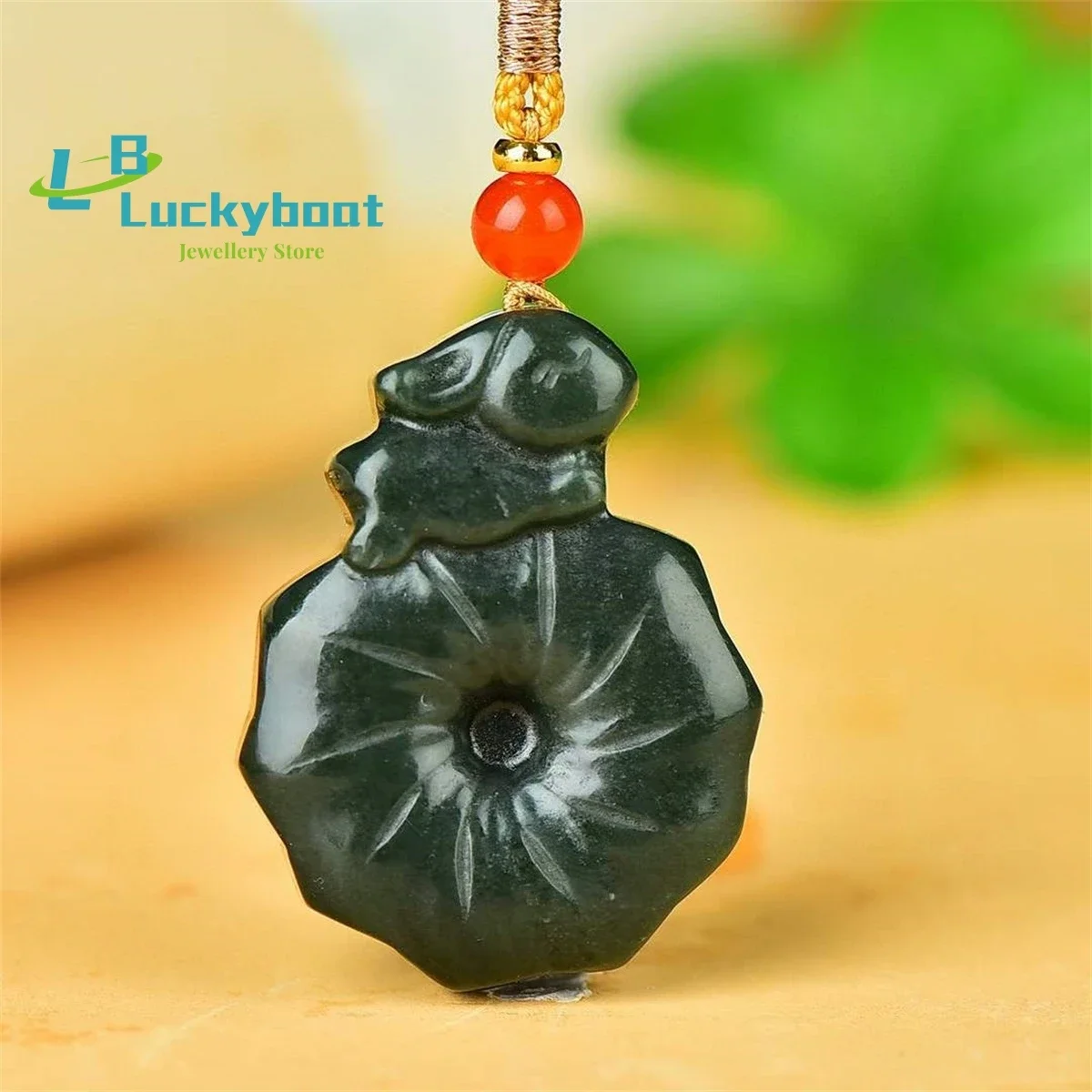 

Natural Hetian Qingyu Promising Rabbit Pendant Simple and Elegant Personalized Fashion Versatile for Men and Women