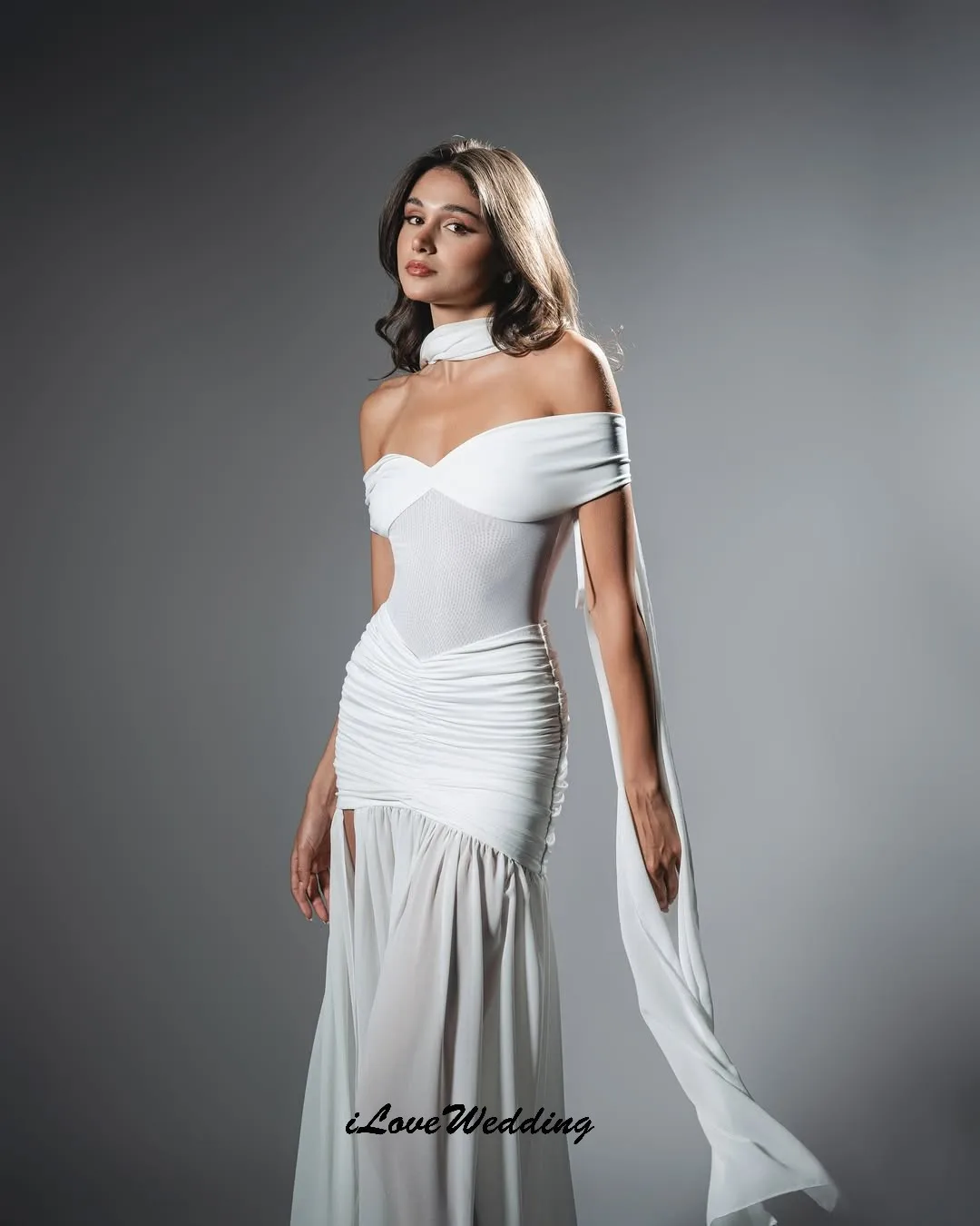 맞춤형 오프숄더 프롬 드레스 2025 우아한 웨딩 여성 하객 드레스 플리츠 이브닝 드레스 리본 플로어 길이