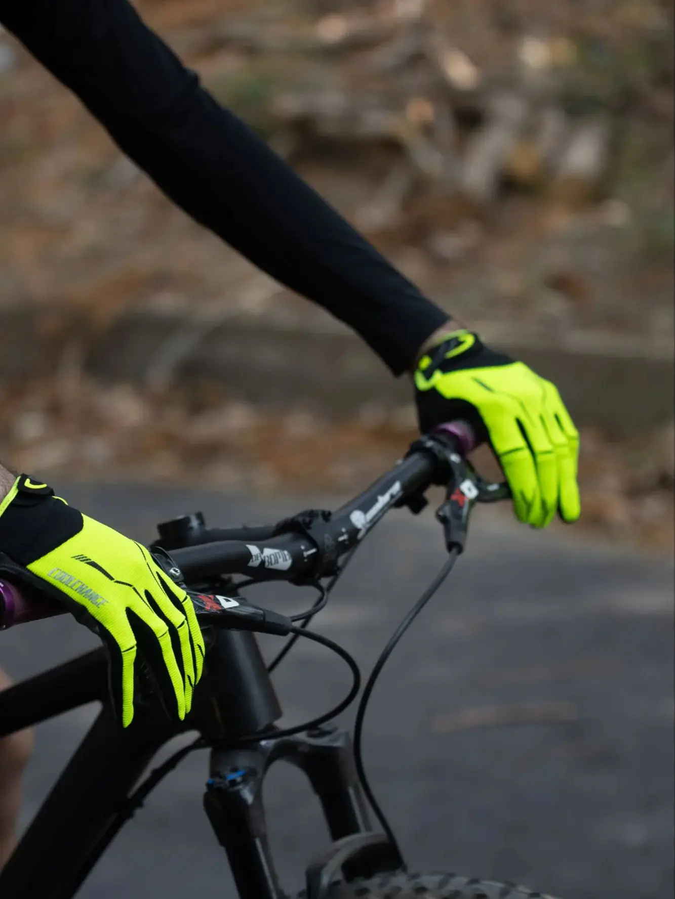 AliExpress NONE Bike Gloves with Thick SBR Shock-Absorbing Palm - Touchscreen Compatible, Breathable Fabric for Cycling/Motorcycle/Riding