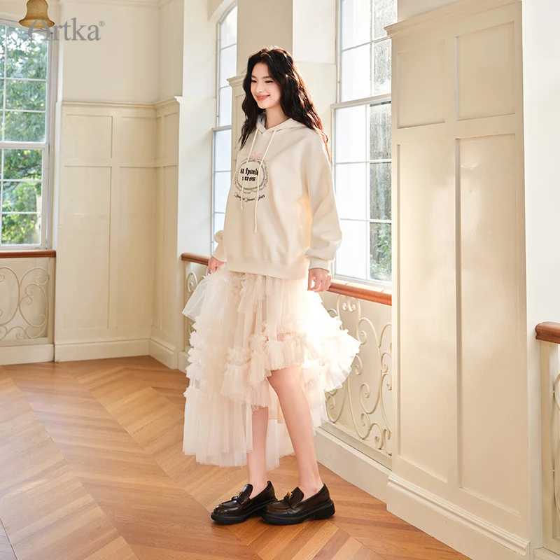 ARTKA 2025 가을 신상 여성 후드 코트 패션 캐주얼 레터 프린트 후디 코트 루즈 롱 슬리브 후드 아우터웨어 VA32055Q