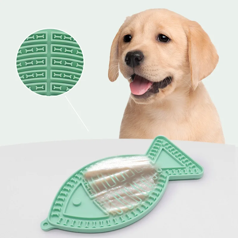 

Funny Fish Shape Kittens Lick Mat with Suction Cups Non-Slip Antichoking Dog Slow Food Bowl Training Dog Feeder Supplies