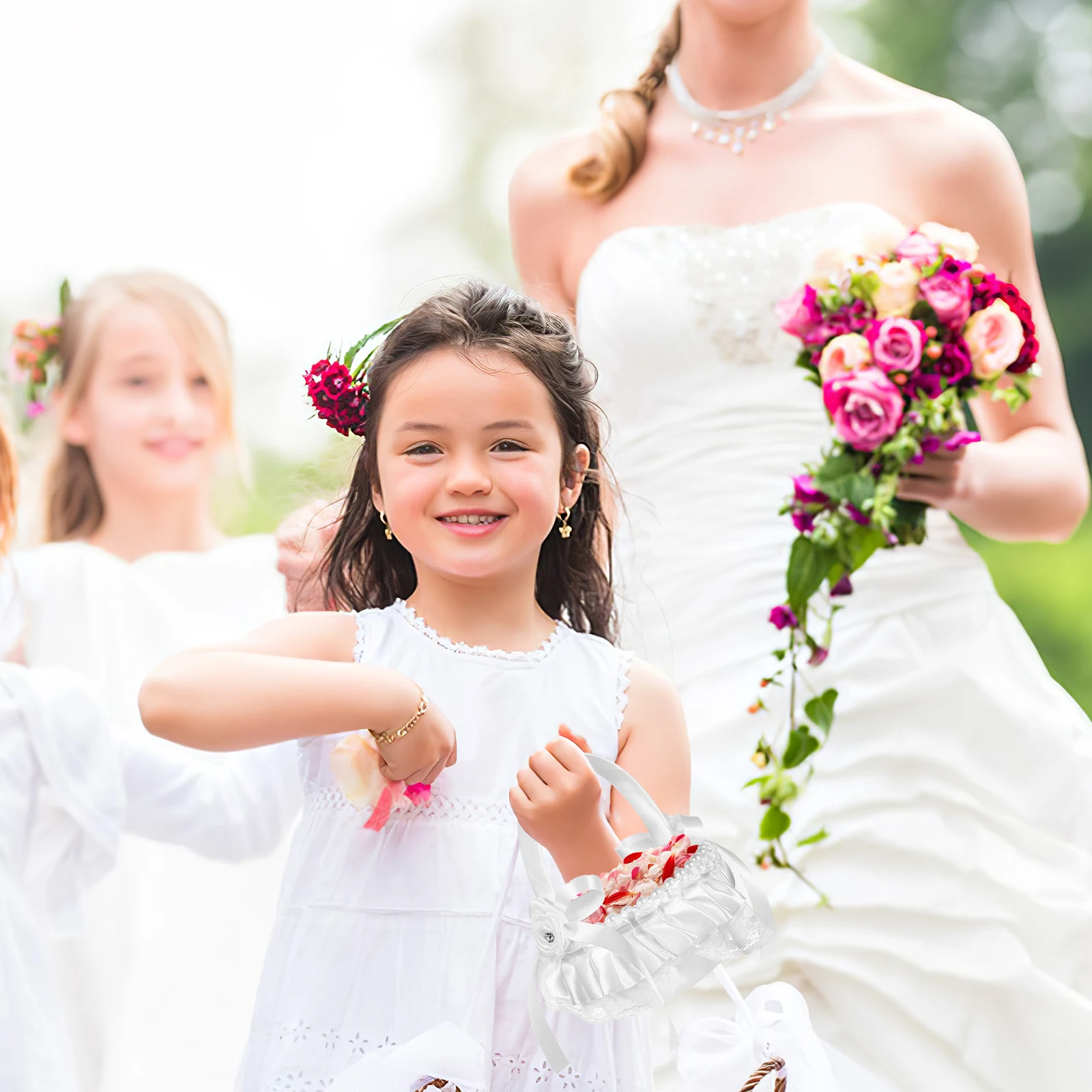 

4Pcs Flower Baskets Satin Wedding Ceremony Carrying Handle Decorative Romantic Petal Holder for Weddings Proposals