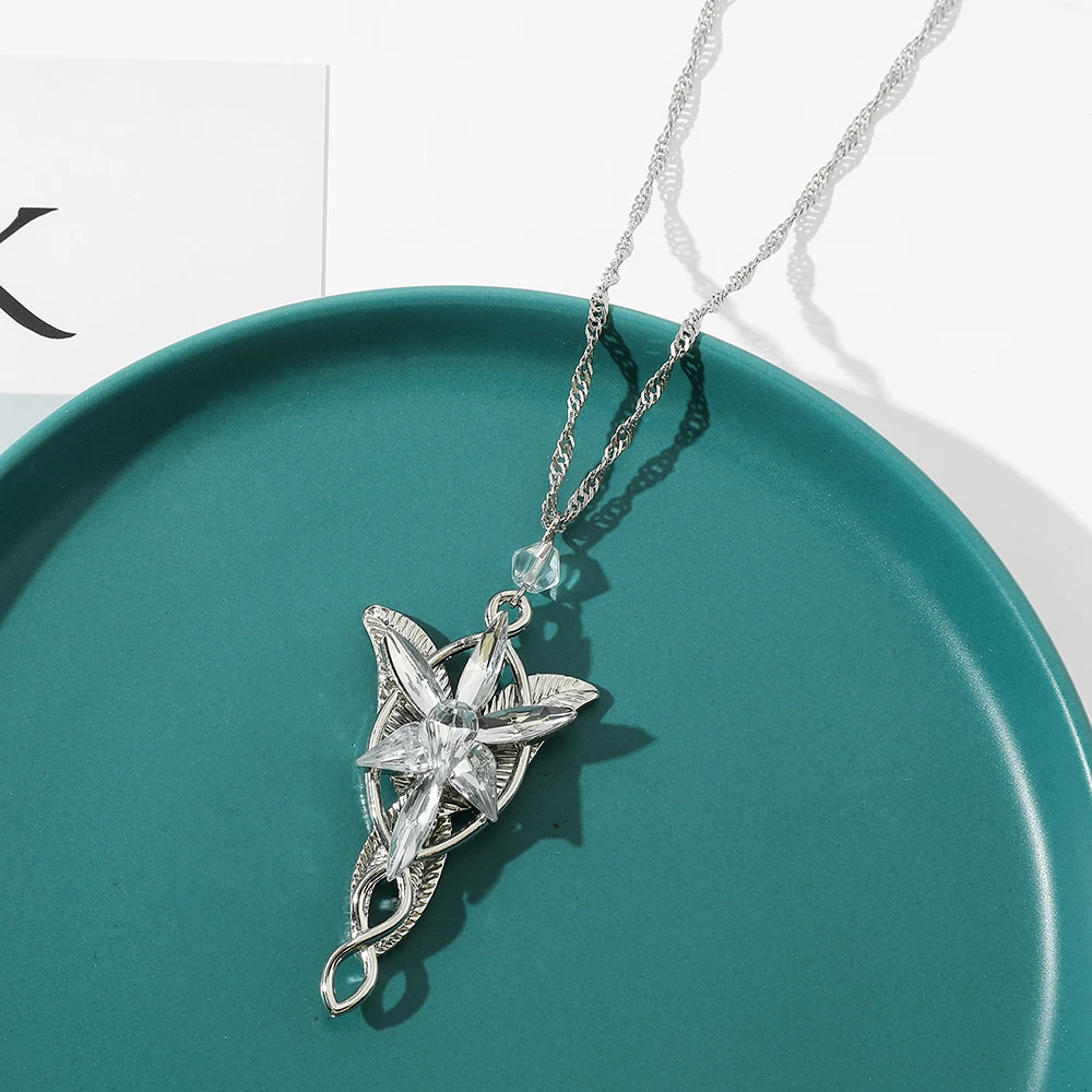 Elegant Elven Crystal Pendant Necklace Silver‑Toned Neck Chain Fantasy Movie Cosplay Decor Exquisite Collectible Gift for Women