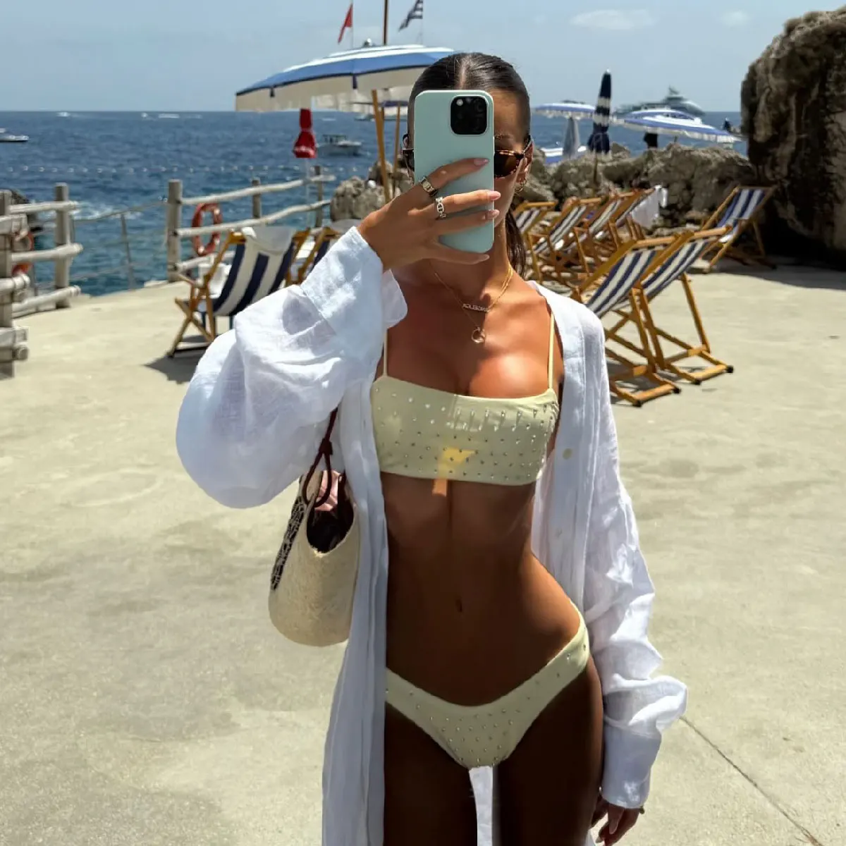 

Сексуальный купальник-бикини со стразами, однотонный, с низкой посадкой, женский раздельный купальник из двух частей, купальный костюм