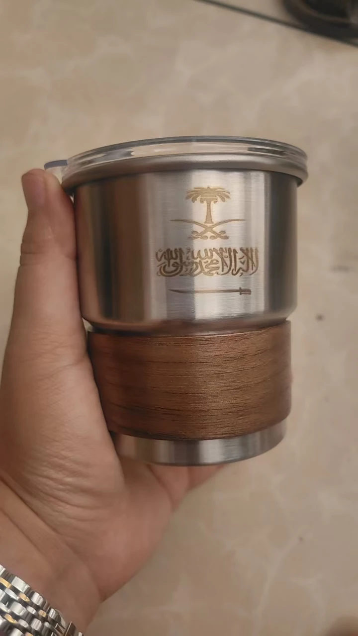 Custom Saudi Arabia Flag Logo Stainless Steel Cup Portable Beer Mug with Lid Wood 300ml Outdoor Camping Coffee Mug