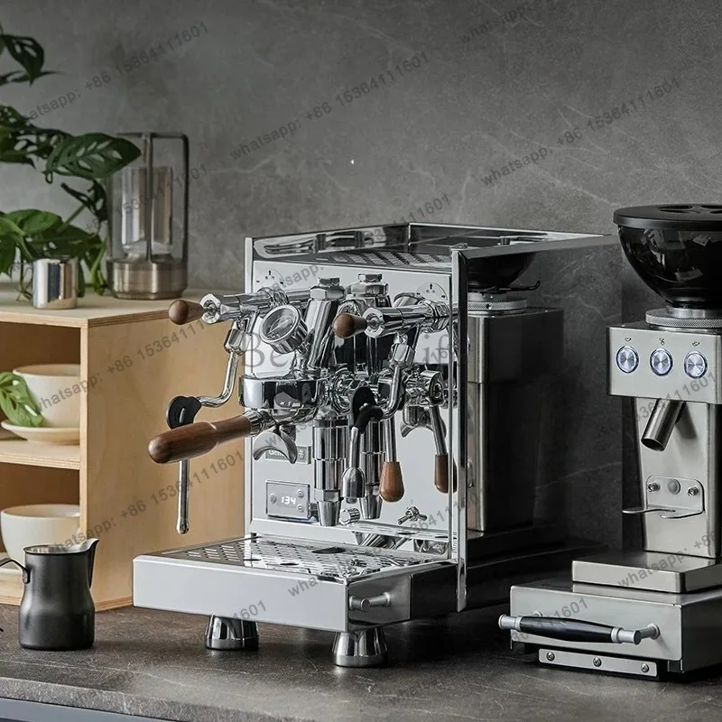 Semi-automatic small household extraction coffee machine