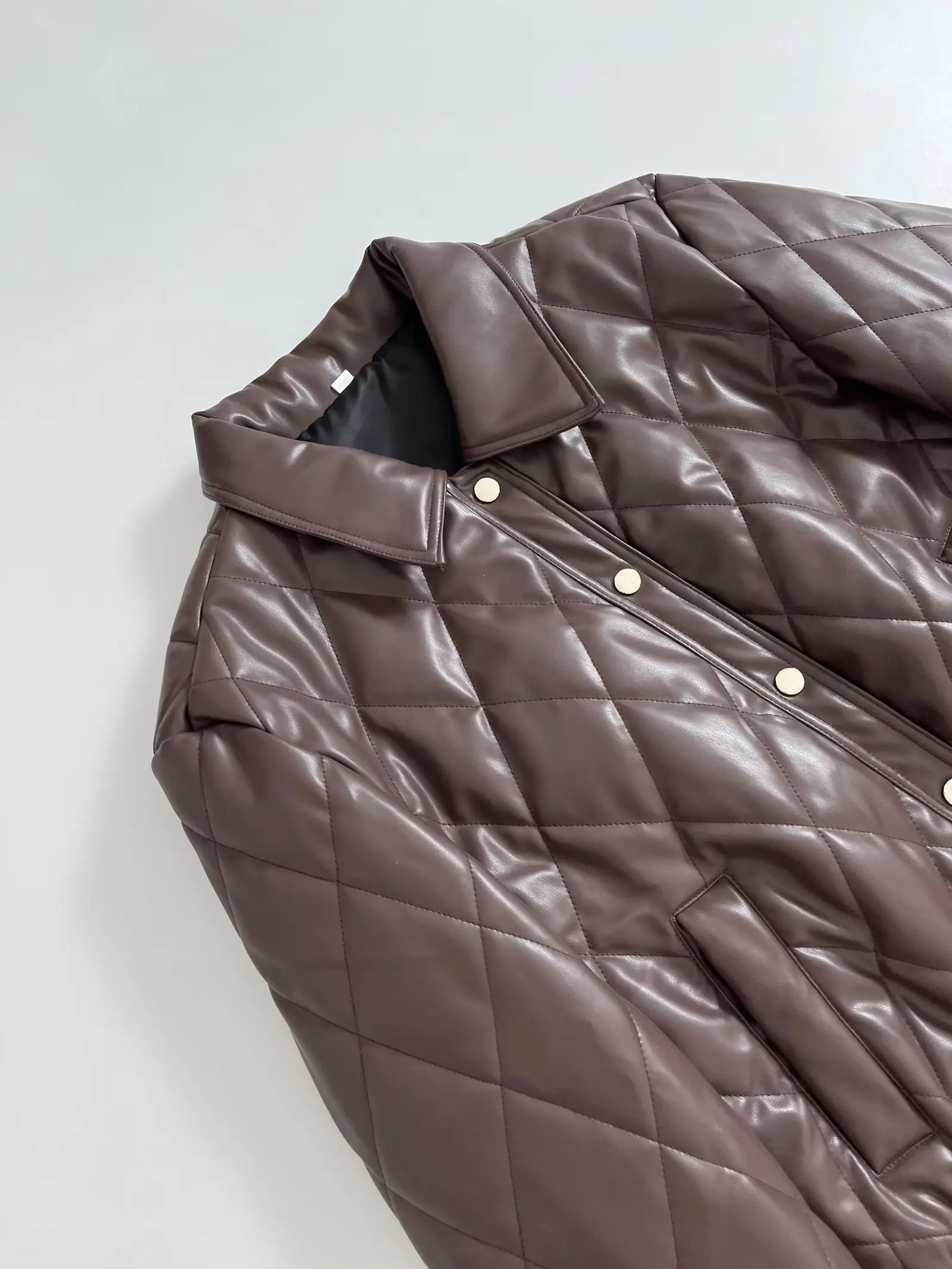 新作秋冬ヴィンテージキルティングPUジャケット レディース ストリート 長袖 ラペルカラー フェイクレザー クロップコート ボタン付きアウター