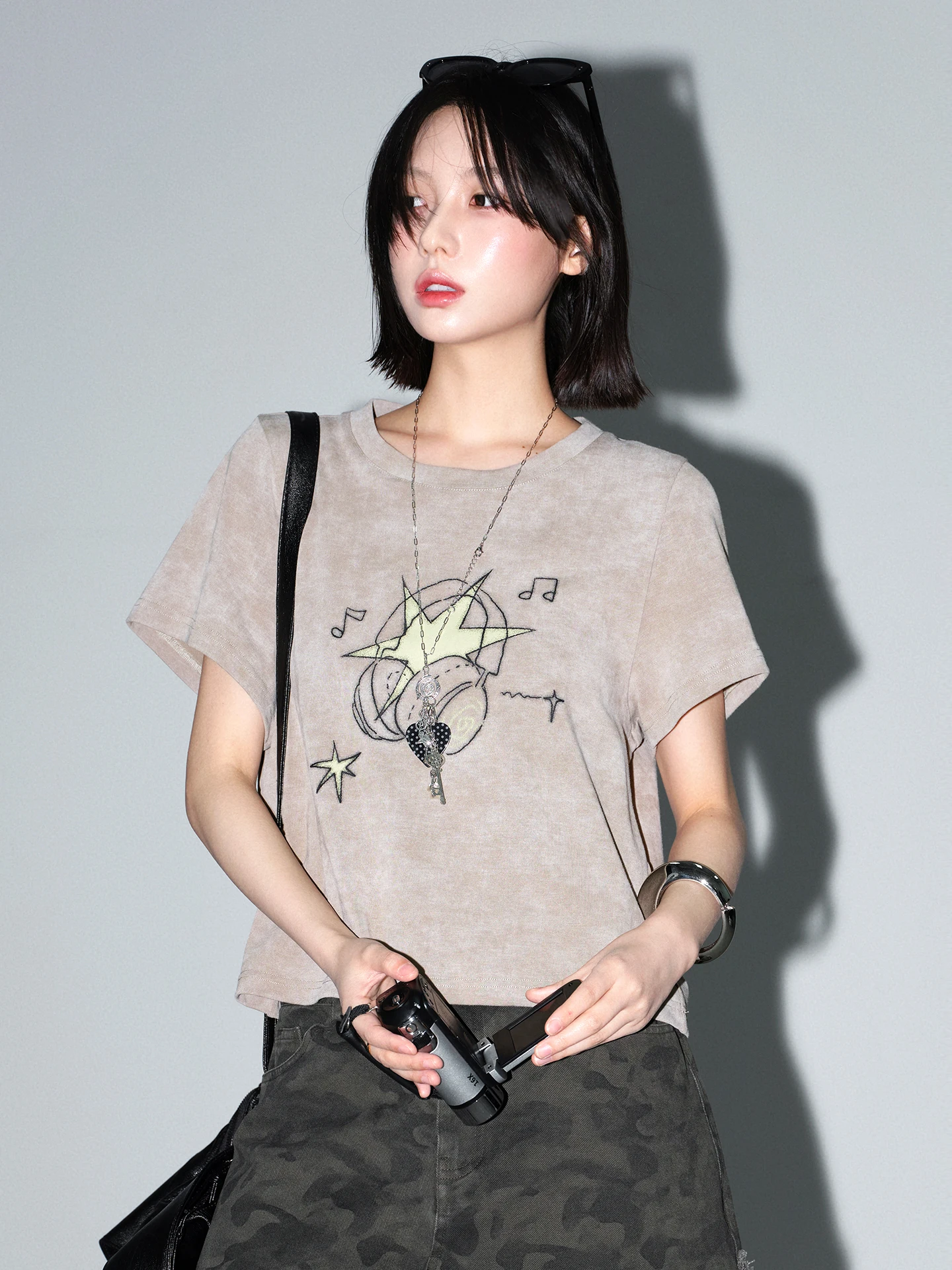 

Футболка с коротким рукавом Gravitational Museum Original Print, женская, летняя, укороченная, из смесового хлопка и полиэстера, комфортная посадка