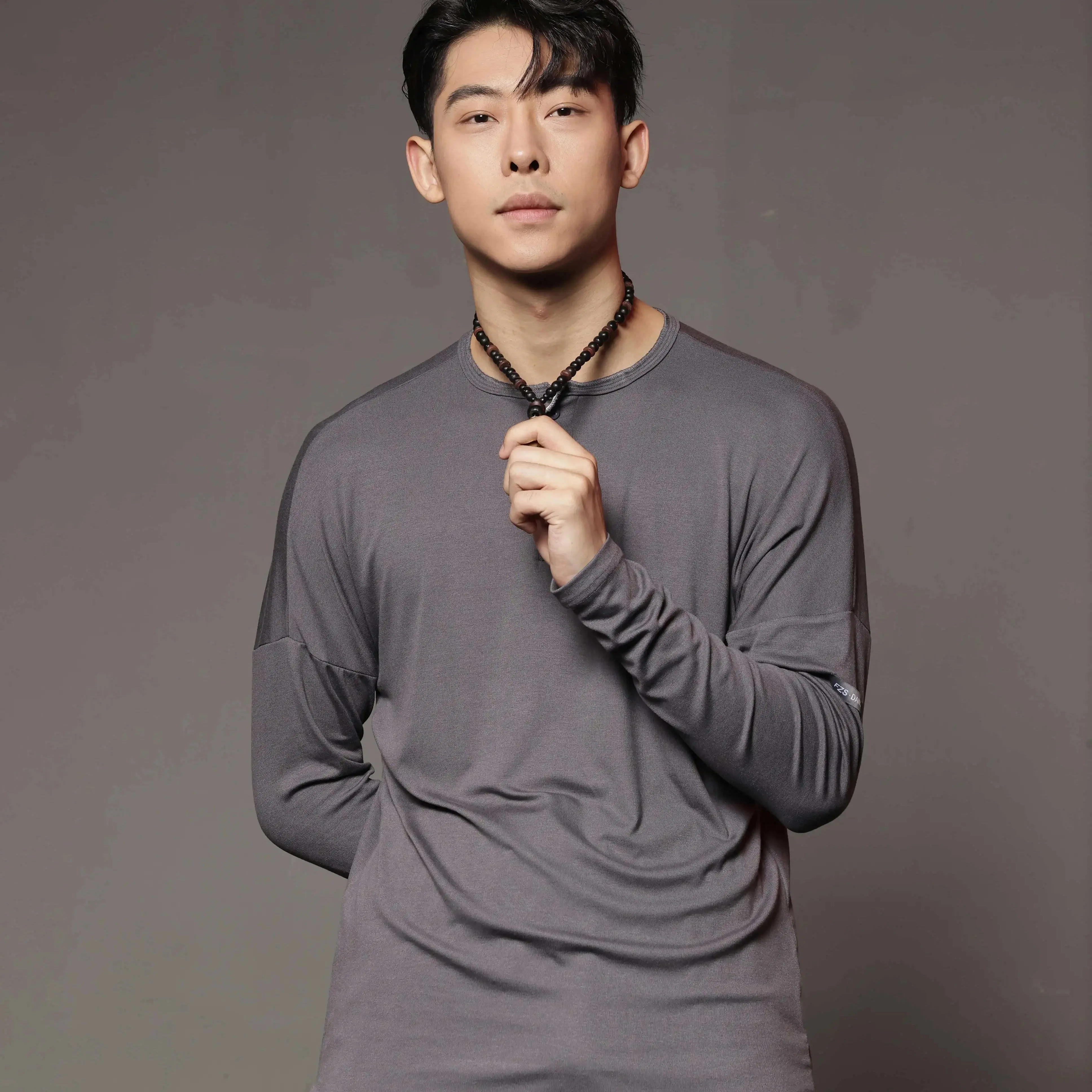 UK Latin dansshirts voor heren en jongens, gedetailleerde gesp aan de voorkant, verkrijgbaar in 4-kleuren ballroomdanskostuum