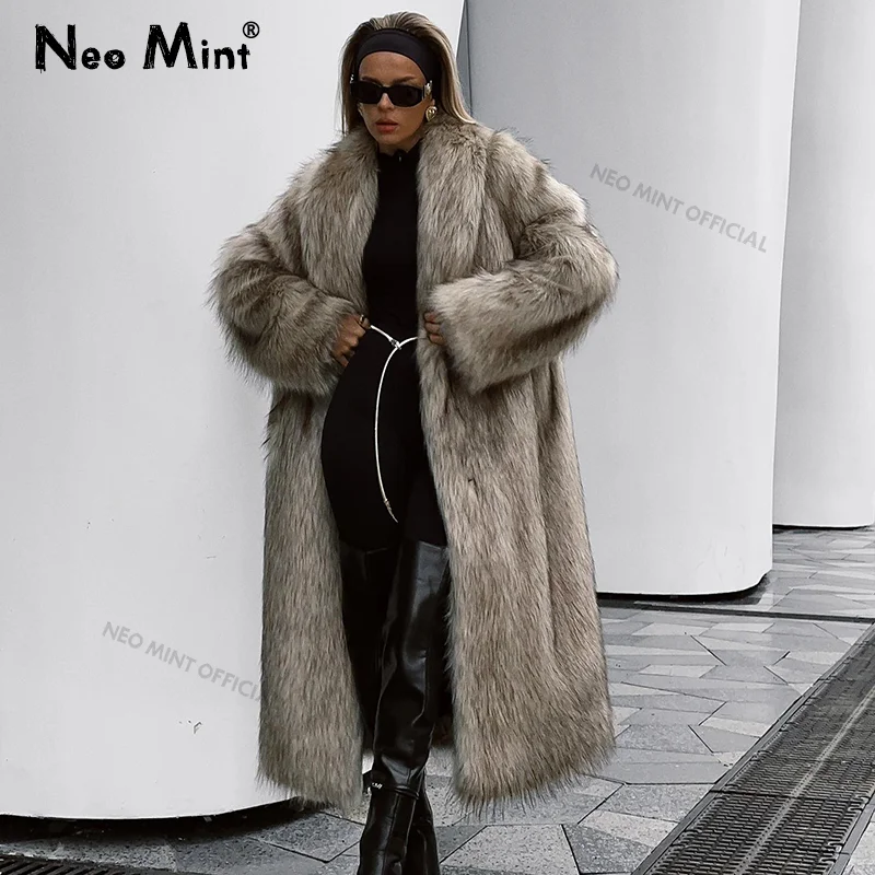 Neo Mint Luxury Mob Wife Estetyczny długi płaszcz ze sztucznego futra Kobiety Zima 2024 Puszysta gradientowa kurtka z futra lisa Kobiecy futrzany płaszcz