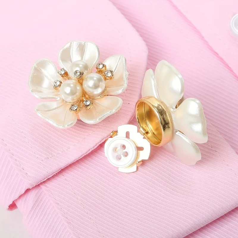 

Imitation Shell Flower Artificial Pearl Flower Cufflinks Alloy Jewelry High-end Clothing Accessories Buckle Set Clip