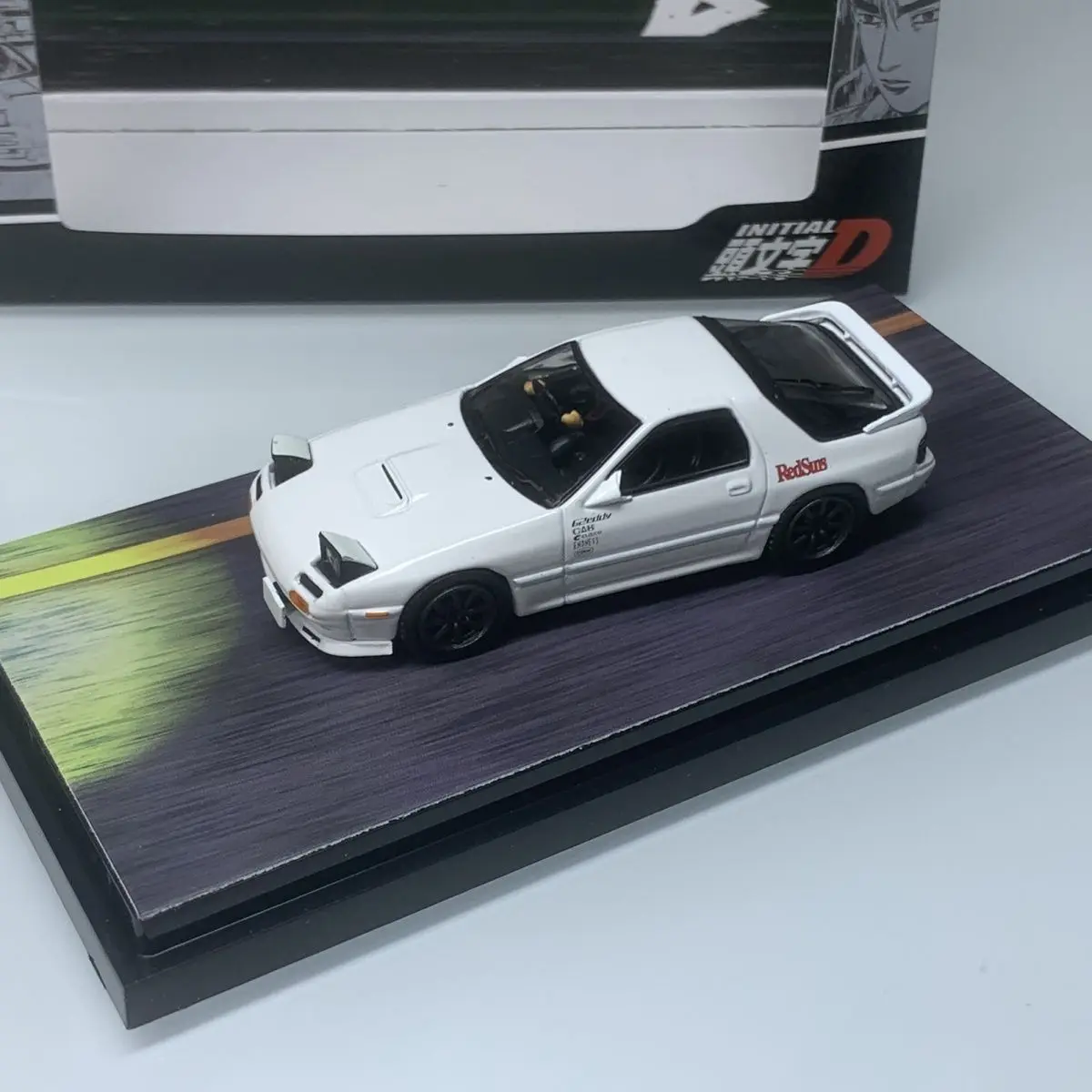 

Diecast Hobby Japan 1/64 Scale Mazda RX-7 FC3S Initial D Alloy Car Model Collectible Toy Gift Souvenir Display Ornament