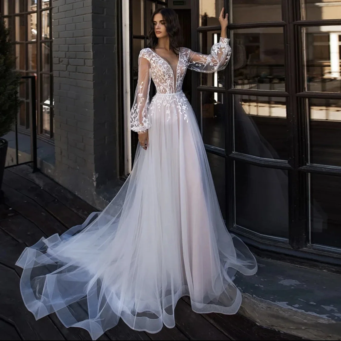 

Sexy V-neck Lace Vestidos De Novia Customized Puff Sleeve Sweep Train Wedding Dresses Appliques Vestido De Noiva