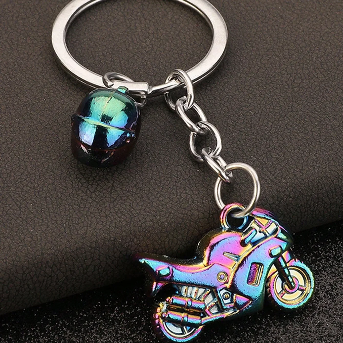 1pc Creative Motorcycle Model Keychain Car Pendant Personality Backpack Key Ring Decoration Westworld