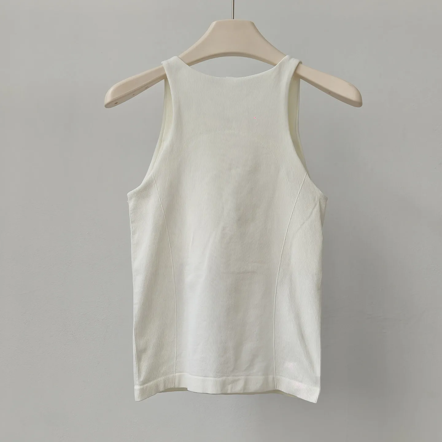 Stoßdämpfende Laufweste für Damen, All-in-One I-förmige Weste mit Brustpolster, Yoga-Weste, atmungsaktive Pilates- und Fitnessbekleidung, Sport-BHs, Oberteile. – Detail 6