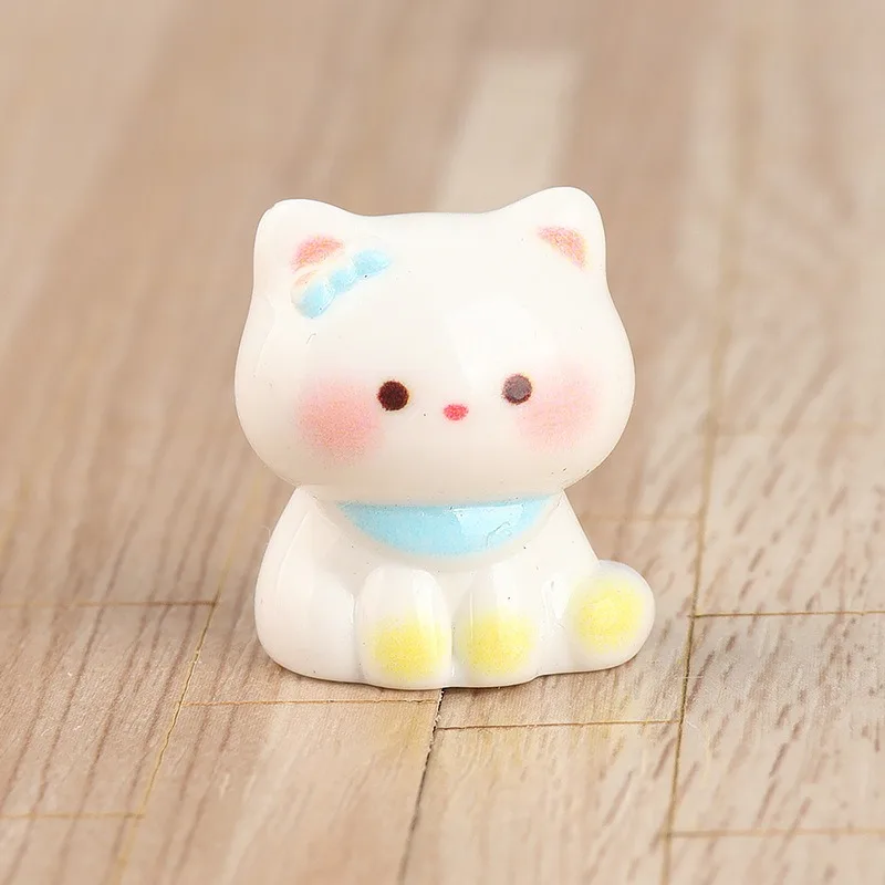 

5pcs Hello Kitty Desktop Ornament Cartoon Resin Trendy Play Versatile Creative Car DIY Decoration Reward Accessories Wholesale