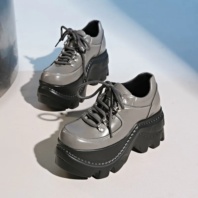 

Women's Fashion Platform Leather Shoes High Quality Chunky Sneakers Sweet Cool Girl Punk Style Thick Sole Sneaker Zapatos Mujer