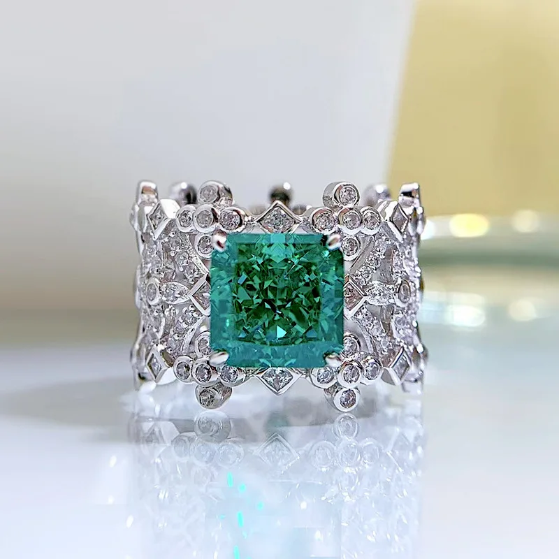 

Spring Qiaoer Vintage 925 Sterling Silver 8MM Crushed Ice Cut Lab Sapphire Emerald High Carbon Diamonds Ring Fine Jewelry Gifts