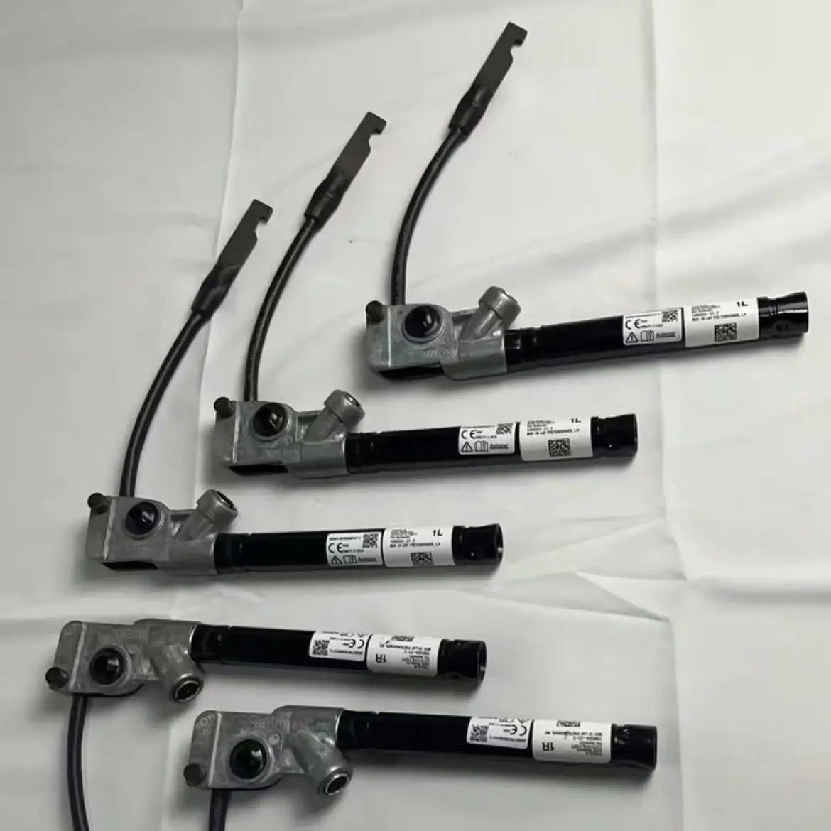 

For Tesla Model 3/Y Front Seat Holder Tensioner Pretensioner 1090324 1090322