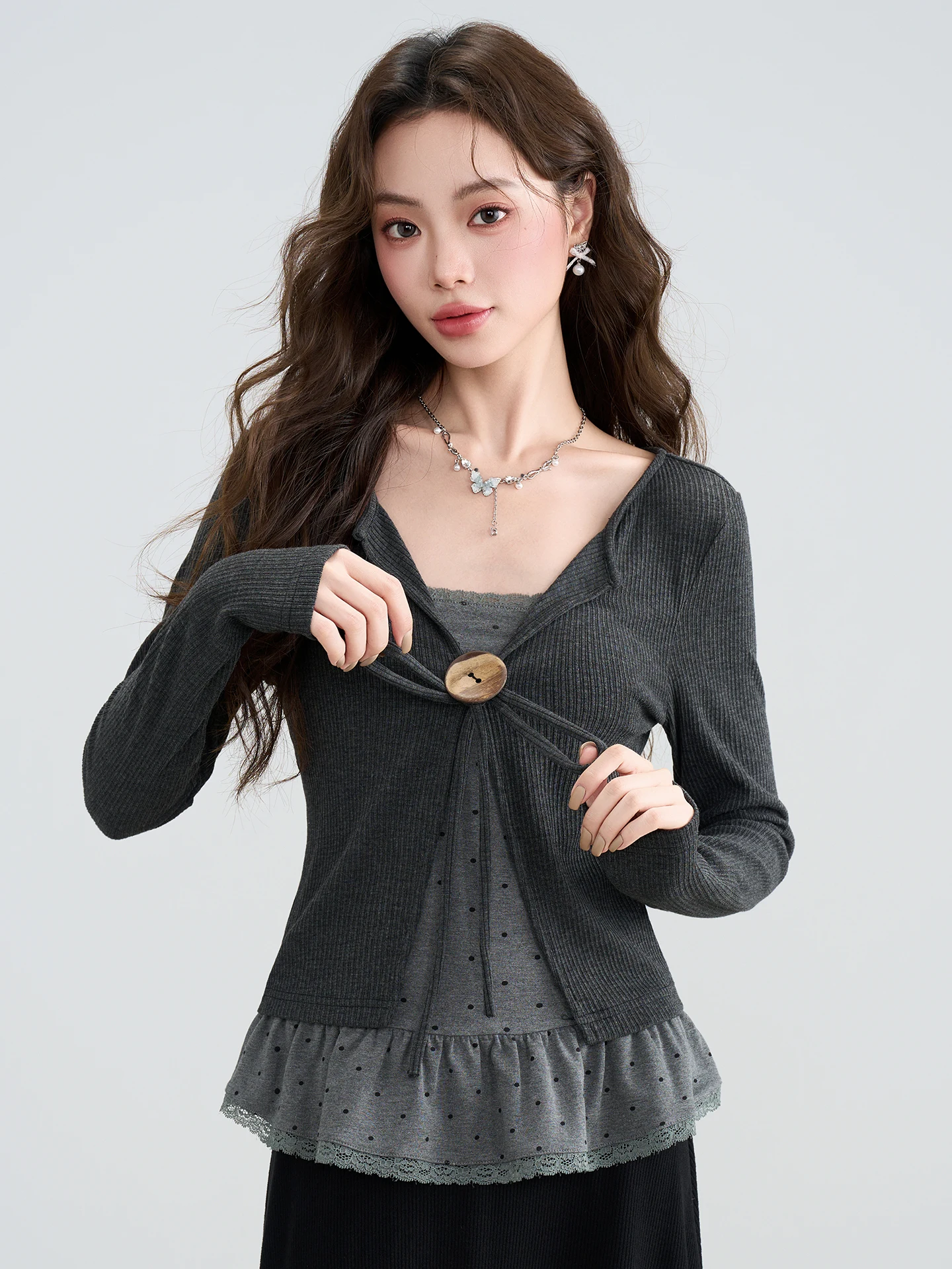 

Chic Slimming Knitwear Polka Dot Top Unique Age-Defying Waist-Cinching Fashionable French Style Long Sleeve Soft V-Neck Sweater