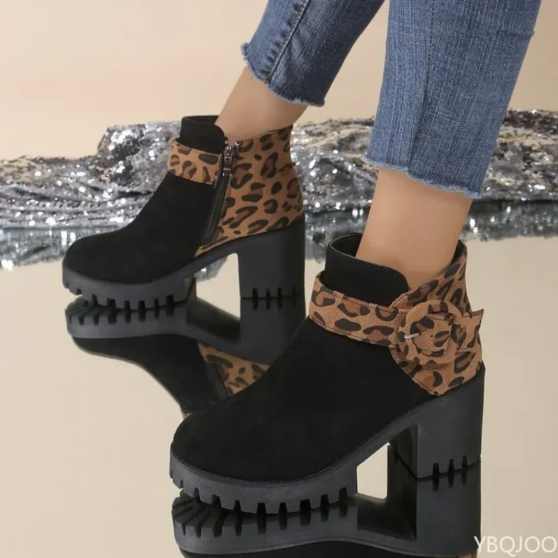 2026 große Frühling und Herbst Mode Neue High Heels Dicken Boden frauen Kurze Stiefel Leopard Muster Seite Zipper frauen stiefel