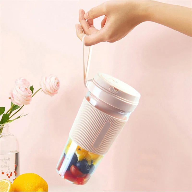 Mesin Pembuat Jus Elektrik Blender Portabel Yang Dapat Diisi Daya USB Mixer Smoothie Blender Makanan Mini Pemeras Lemon Pribadi ZJ05