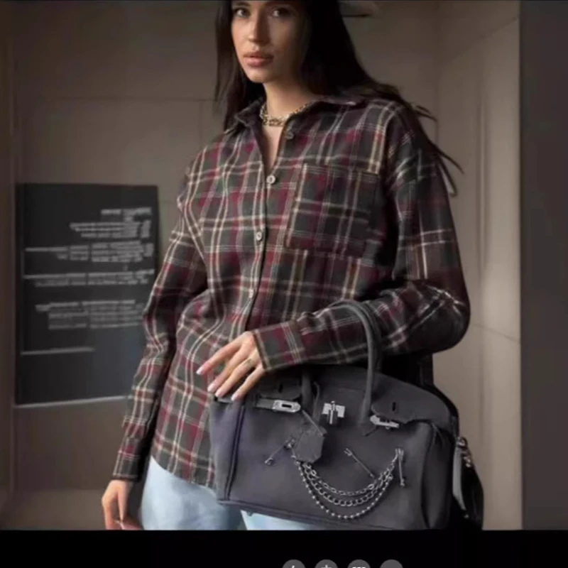 

2025 Fashion Baggy Plaid Women'S Blouse Elegant Lapel Long Sleeve Shirts And Blouses Vintage Pocket Lace-Up Top Female