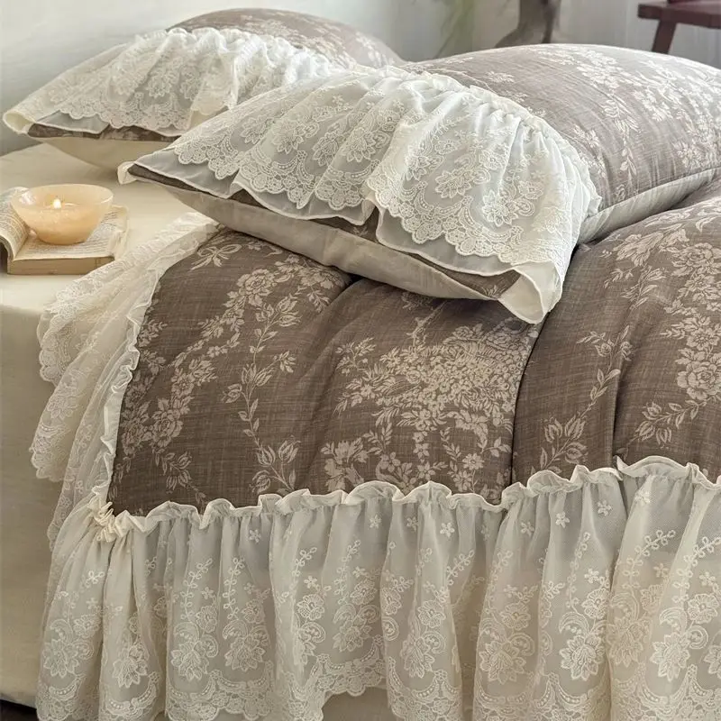 

4Pcs Vintage French Floral Printing Lace Ruffles Bedding Set 100% Cotton Duvet Cover Flat/Fitted Sheet Pillowcases Home Textile