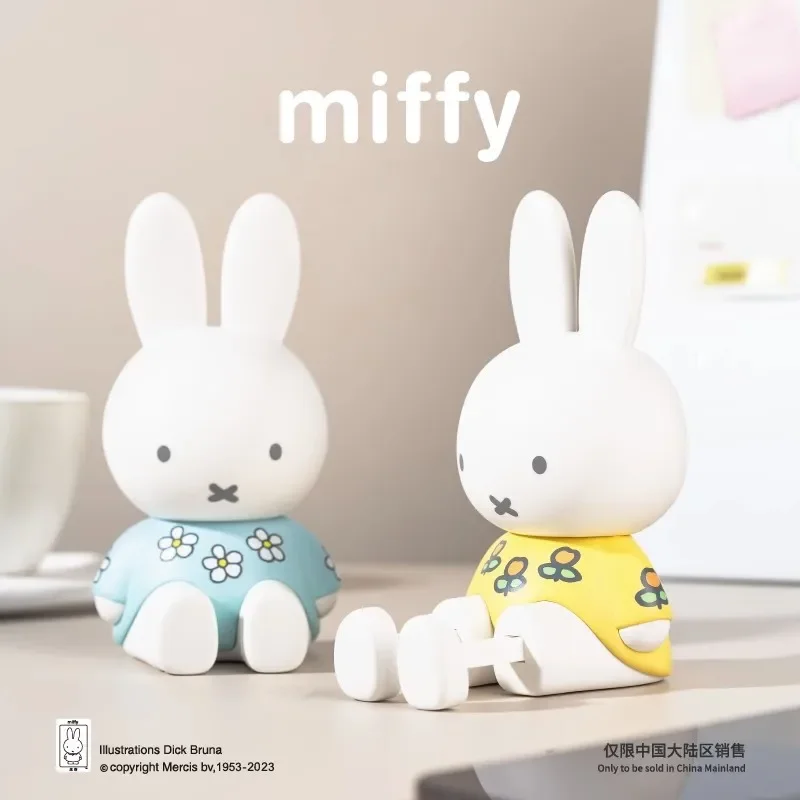 

Kawaii Miffy Cartoon Peripheral Stretchable Phone Holder Series Christmas Gifts