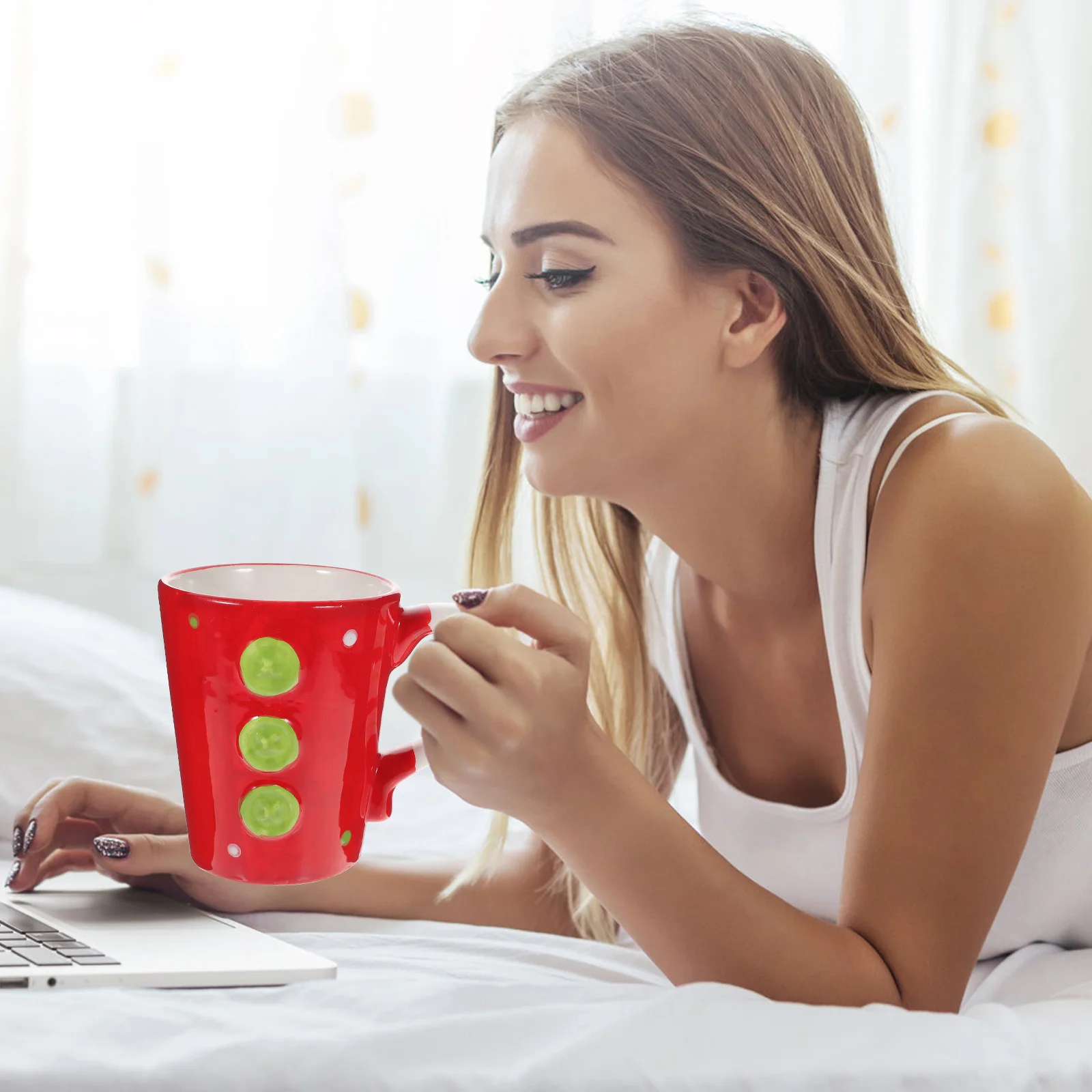 

Amosfun Christmas Mug Santa Goblet Stainless Steel Red Wine Glass Party Tableware Festive Drinking Cup Holiday Gift