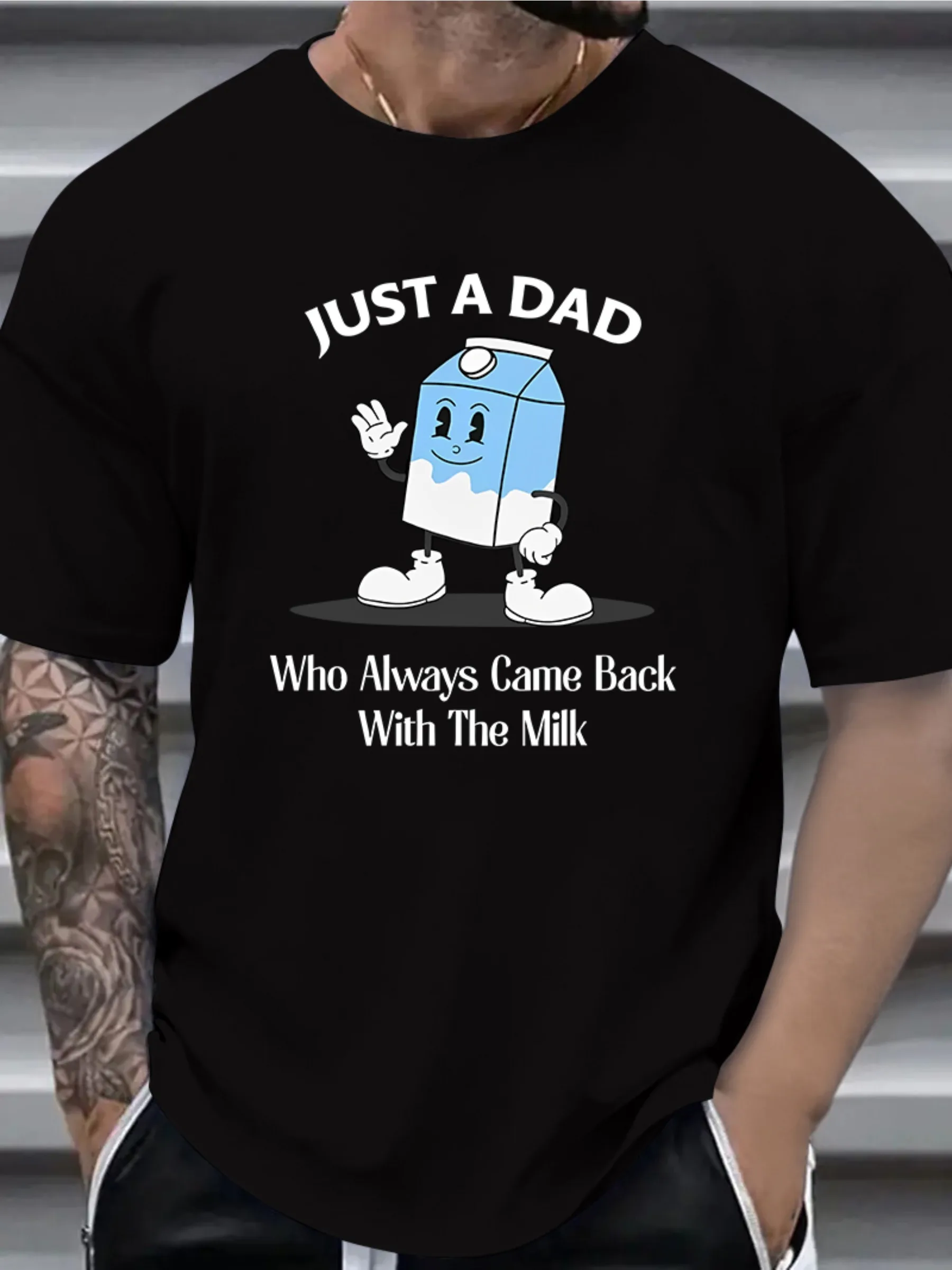 Мужская футболка с рисунком больших размеров «Just a Dad Who Always Came Back with the Milk» — повседневная винтажная футболка с круглым вырезом и легкой эластичностью