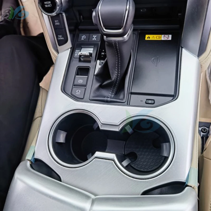 

Для Toyota Land Cruiser 300 2021 2022 2023, украшение для чашки с водой на центральной консоли, защитные аксессуары для интерьера LC300, тюнинг