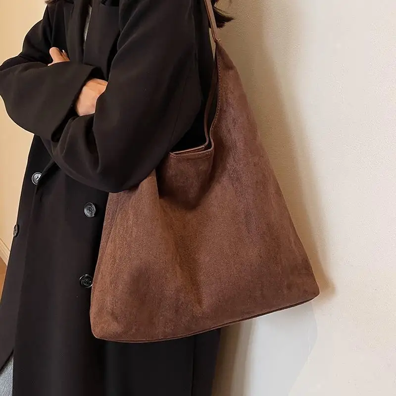 

2025 Fall Winter Vintage Tote Bag, Frosted Shoulder Purse for Women, Textured Commuter Bag, Spacious Minimalist Crossbody Tote​