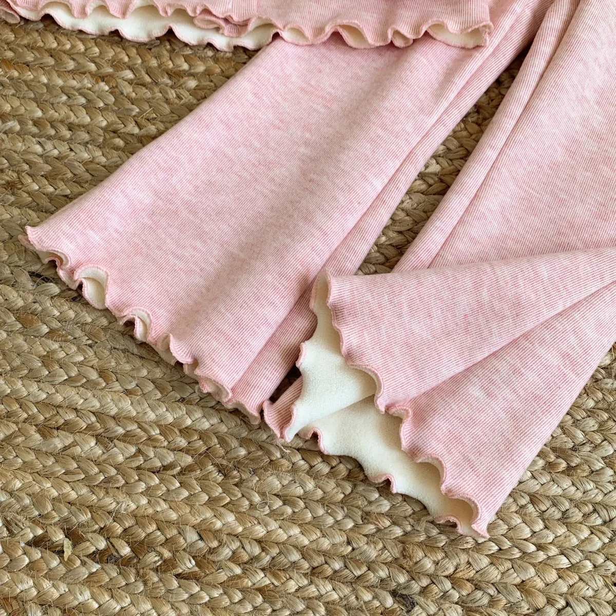 Herbst Mode Plüsch Mädchen Casual Anzug Einreiher Langarm Top + Rüschen Hosen Zwei Stück Set für Kinder 2-7 jahre Alt – Detail 9
