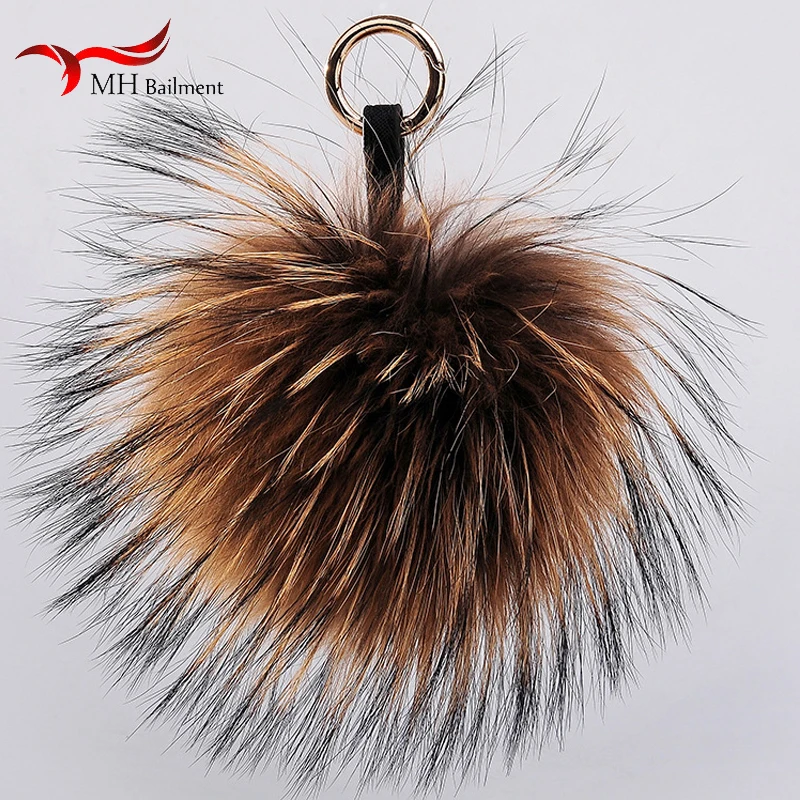 Luxury Cute Fluffy Real Fox Fur Ball PomPom Genuine Fur Keychain Metal Ring Pendant Bag Charm For Women Fur Accessories