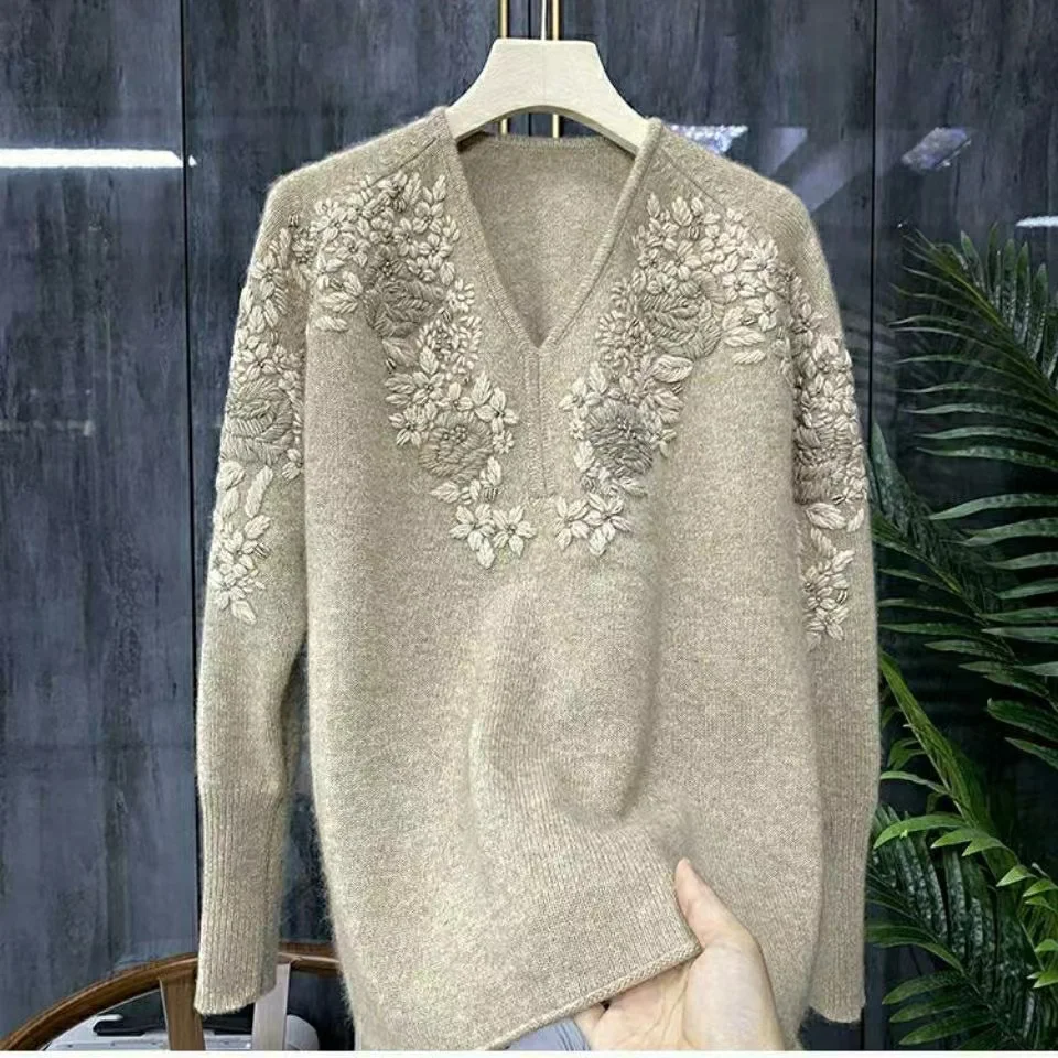 Autumn Winter Women Embroidery Flower Knitted V Neck Sweater European Fashion Loose Cashmere Oversize Warm Pullovers F661