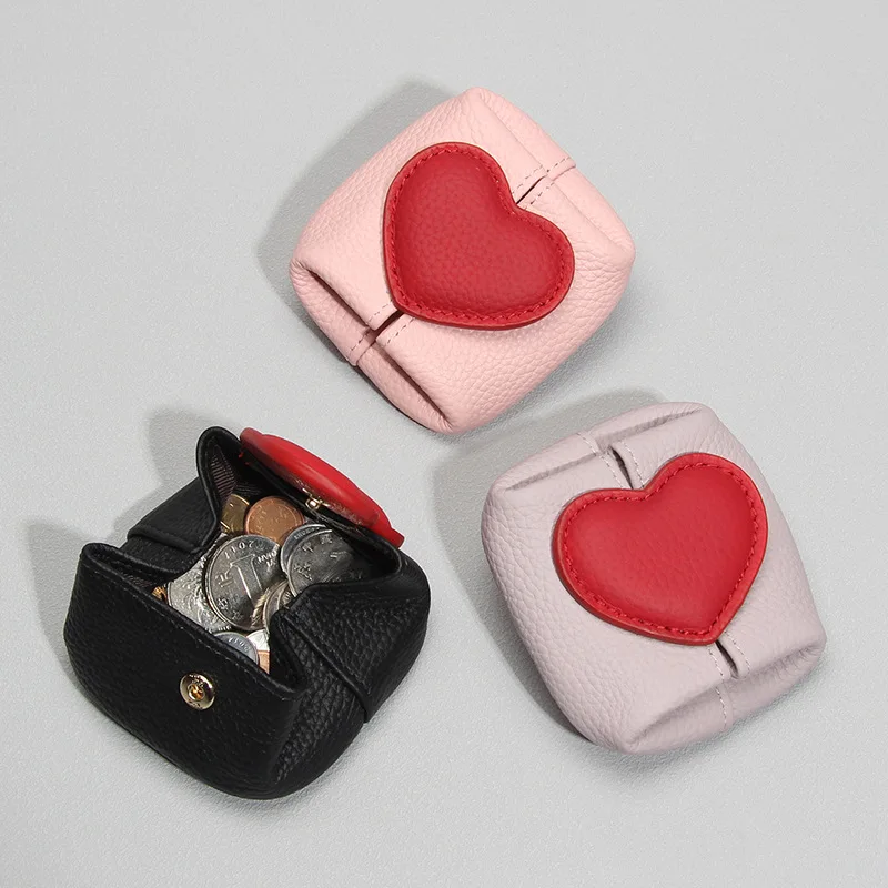 

Милый мини-кошелек с узором в виде сердечек для женщин — компактный органайзер из премиальной кожи для мелочи/серёг/мелких предметов первой необходимости