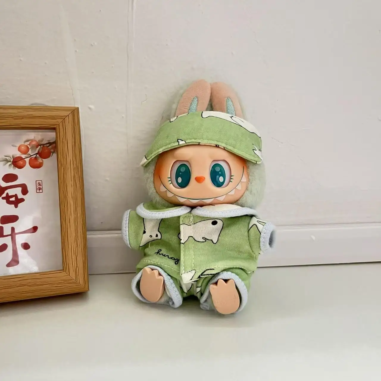 

White Rabbit Eye Mask Pajama Three-Piece Set Cute 17CM Pendant Labubu Doll 17cm Labubu Generation 1 2 and 3 Macaron Color Set