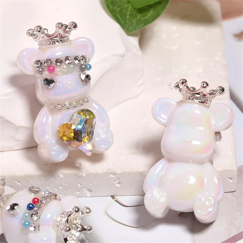 ST34 1pcs Fashionable Trendy Beads 3D Crown Bear Acrylic Cute Cartoon Bears Through Hole Beads DIY Mobile Phone Chain Beads