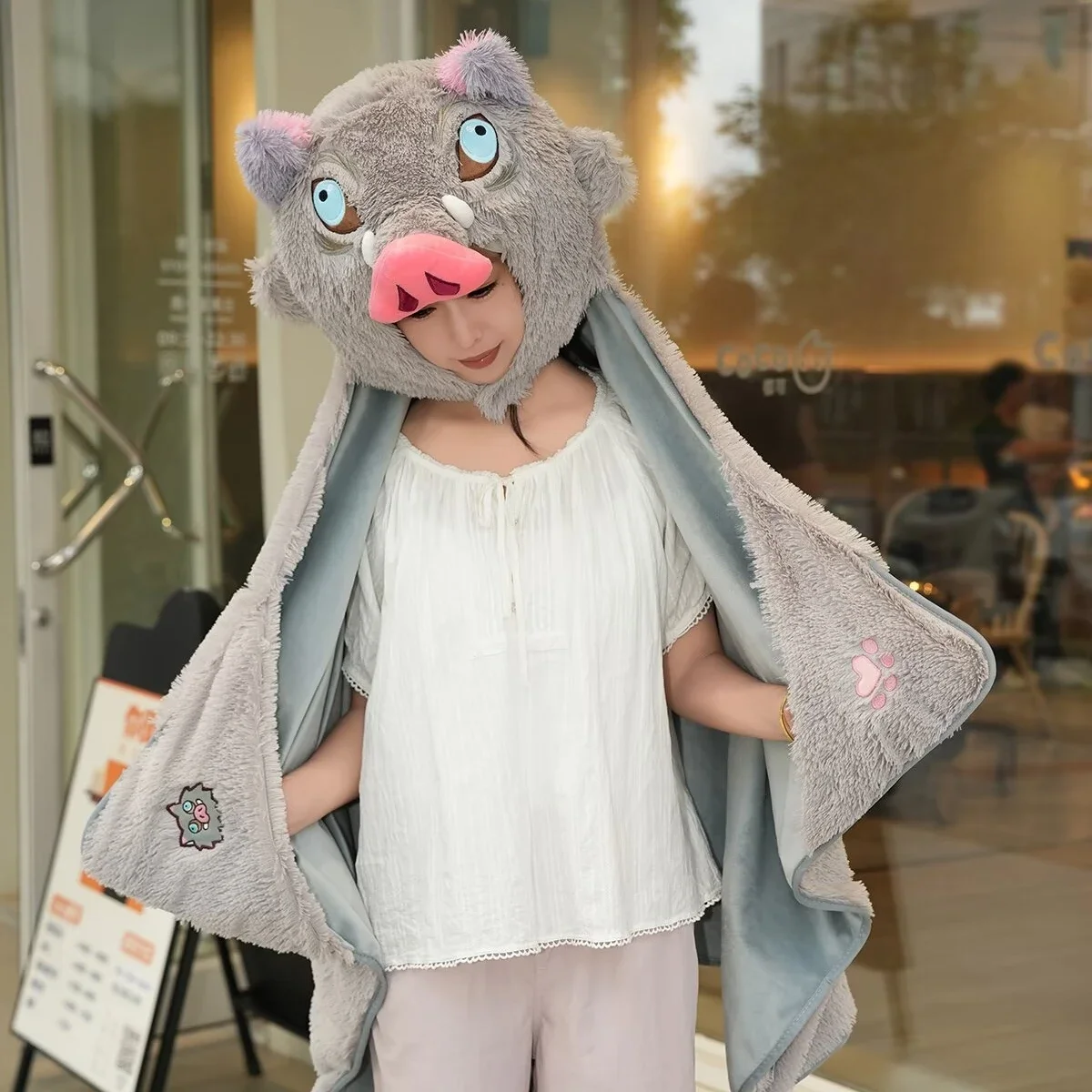Adorable Animal Wild BoarHooded Blanket Hashibira Inosuke Soft Fleece Wearable Throw Blanket Cloak With Hat Xmas Gifts Boy Girl
