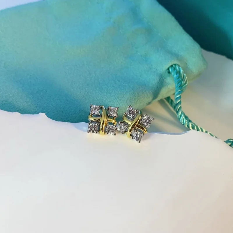 

Niche Design Cross Earrings for Women, Light Luxury Style, Fashionable, Exquisite, Simple, Super Shiny Zircon EarringsNew Model