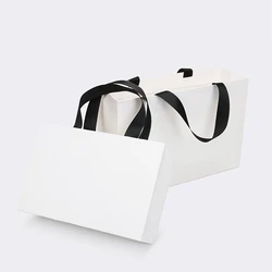 White Gift Paper Bags Gift Packaging with Black Handles Thicked Bulk Wedding Party Favor Bags Shopping Package Small Business