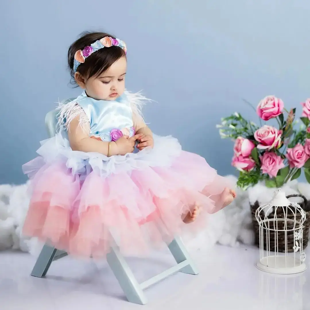 

Fluffy Baby Christening Gowns Luxury feathers Girls Baptism Tiered Floral Applique Newborn Kids Birthday First Communion Dresses