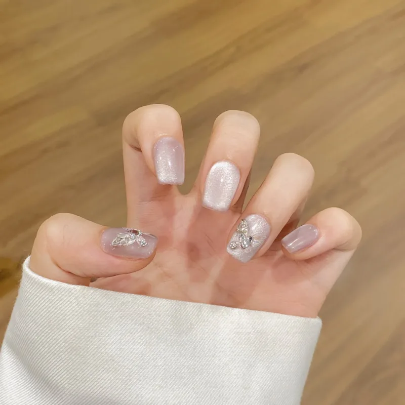 10 Stuks Handgemaakte Nude Kleur Cat Eye Verwijderbare Nep Nagels Diamanten Pers Op Nagels Met Ontwerp Korte Valse Nagels Voor Meisjes Dragen Nagel